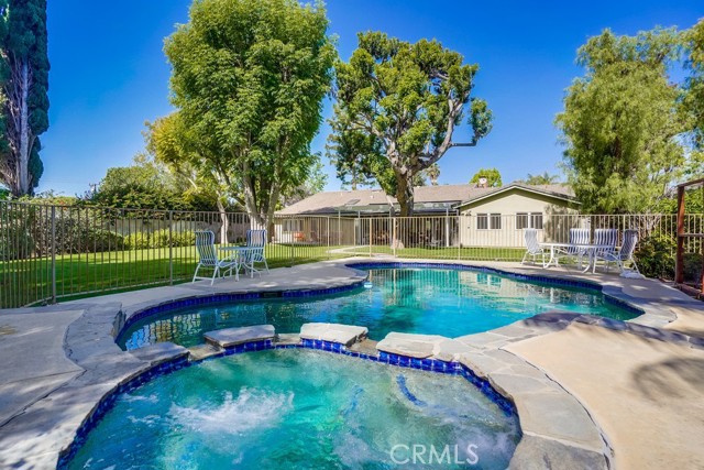 4 Saddlehorn Lane, Rolling Hills Estates, California 90274, 5 Bedrooms Bedrooms, ,4 BathroomsBathrooms,Residential,Sold,Saddlehorn,PV22070454