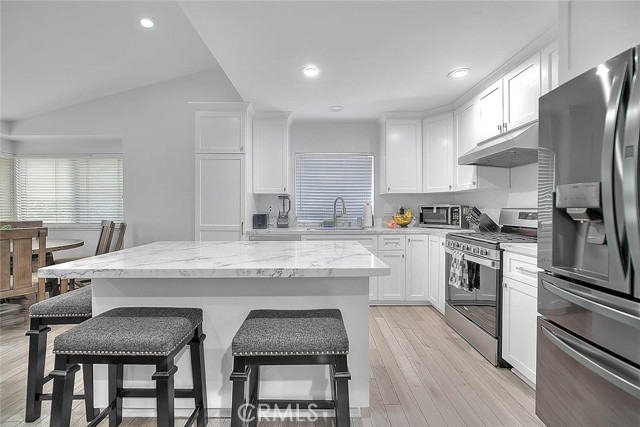 Image 9 of 23 For 959 Kenwood  