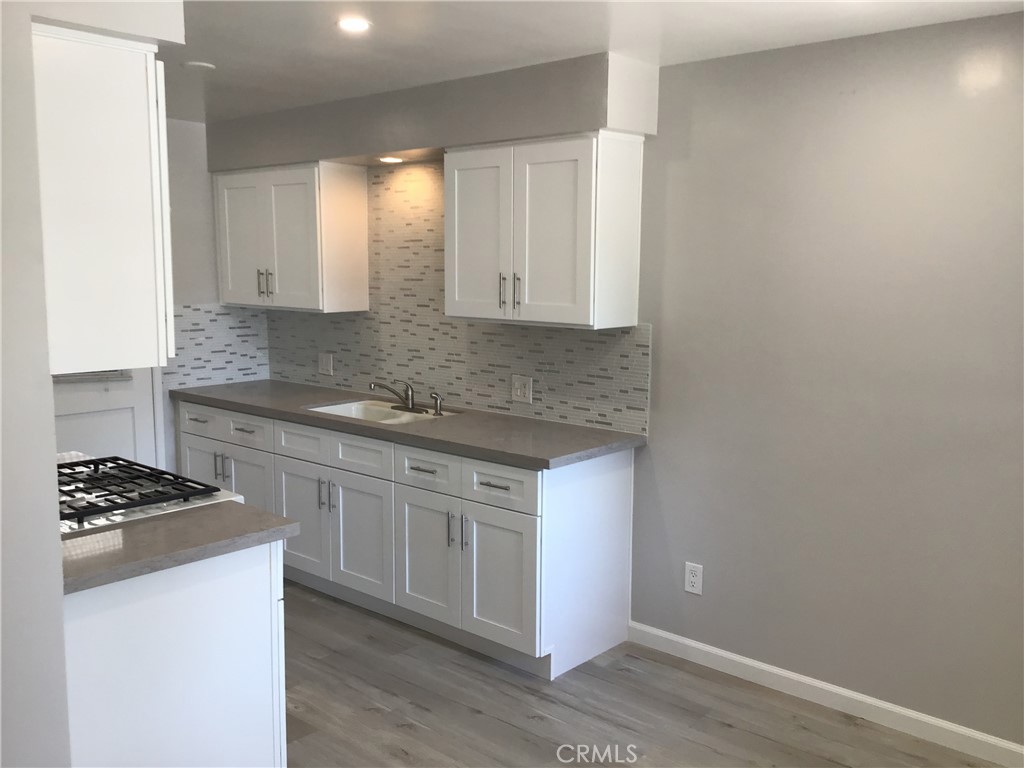4965 Topanga Cyn