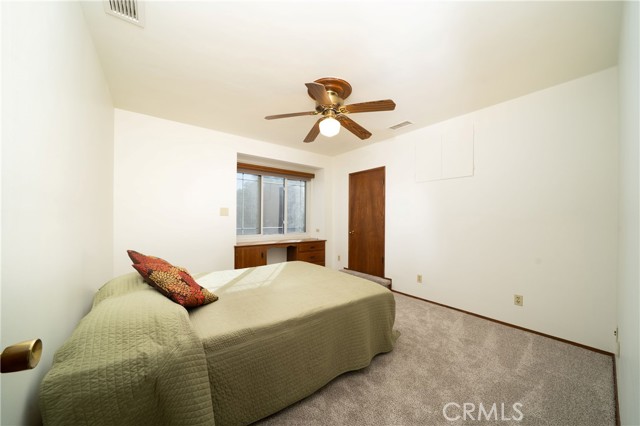 Detail Gallery Image 33 of 55 For 6107 Faculty, Lakewood,  CA 90712 - 5 Beds | 3/1 Baths