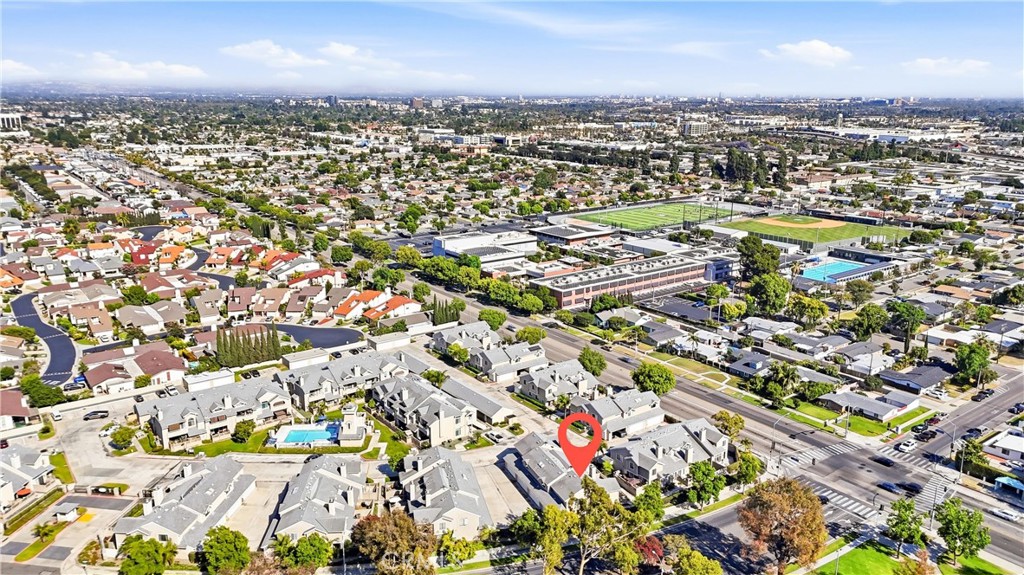 https://media.crmls.org/medias/343ac5c7-8850-4150-b07d-d4a9ff8c9231.jpg?preset=X-Large