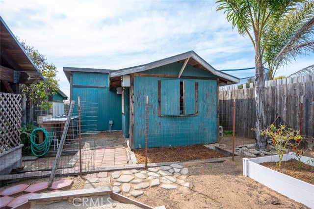 Storage shed