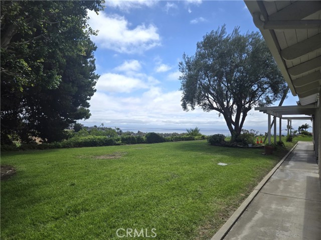 110 Calle Cuervo, San Clemente CA: https://media.crmls.org/medias/343bd2dc-62cc-4eaf-949d-4ec84fe1637d.jpg