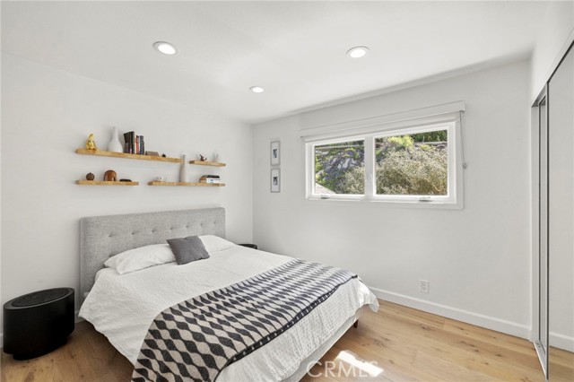 Detail Gallery Image 23 of 41 For 3121 Bern Dr, Laguna Beach,  CA 92651 - 5 Beds | 2/1 Baths