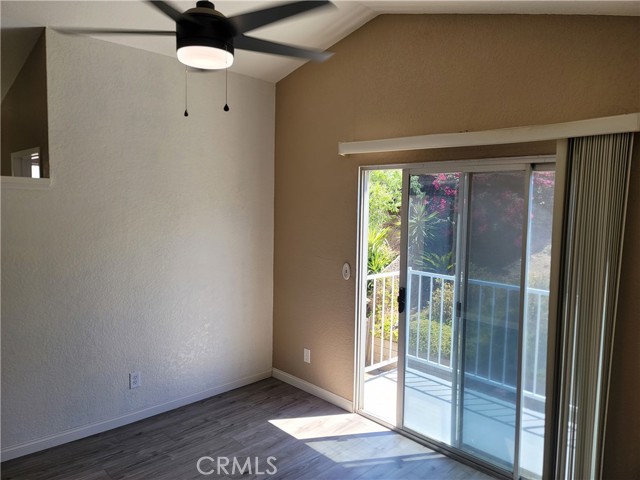 15681 Half Moon Drive, Lake Elsinore CA: https://media.crmls.org/medias/343bfd25-2c59-4bc2-8550-913f793c6b5e.jpg