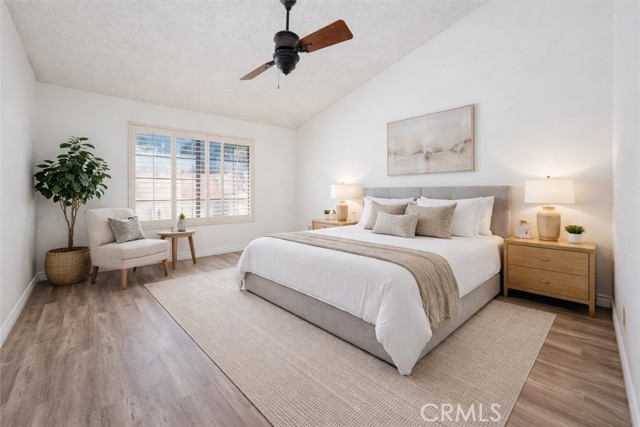 Detail Gallery Image 18 of 37 For 26389 Rainbow Glen Dr, Newhall,  CA 91321 - 2 Beds | 2 Baths