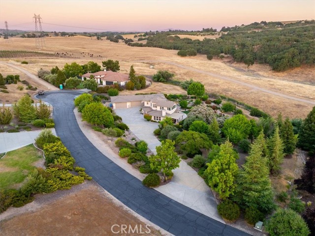 2035 Calle Pattito, Templeton CA: https://media.crmls.org/medias/343c5b19-5817-481d-a087-773b2b7be77f.jpg