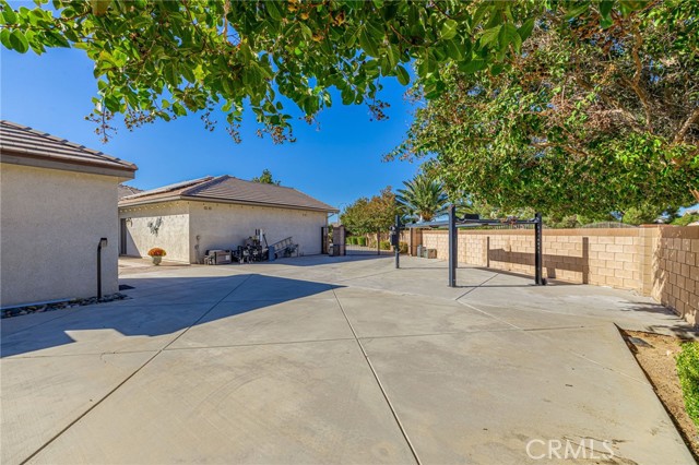 Image 69 of 72 For 2534 Desert Rose Drive