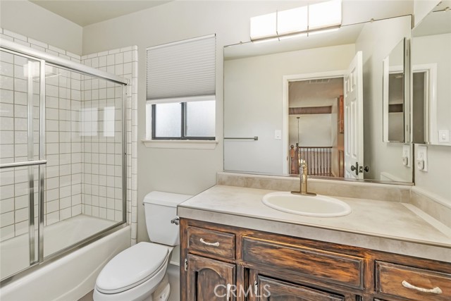 Detail Gallery Image 45 of 49 For 6901 Copper Creek Way, Bakersfield,  CA 93308 - 4 Beds | 3 Baths
