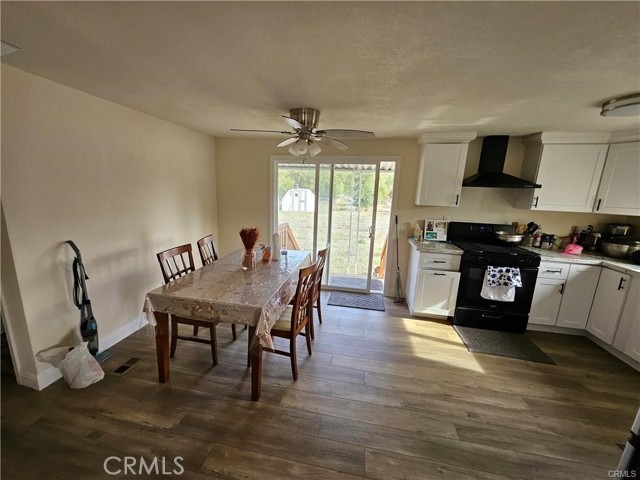 Detail Gallery Image 6 of 21 For 8043 Melvina Ave, Oroville,  CA 95966 - 3 Beds | 2 Baths