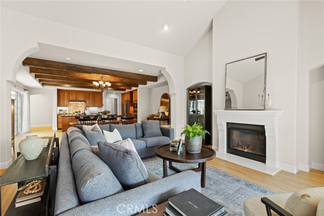 35 Veneto Circle, Chico CA: https://media.crmls.org/medias/343fad87-c121-4b14-9719-fe5c6aedf390.jpg