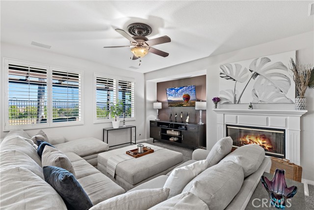 29583 Serenity Ln, Murrieta CA: https://media.crmls.org/medias/34403830-1ee2-44fb-975f-9bb1918be60d.jpg
