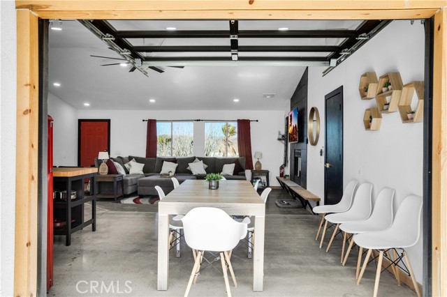 Detail Gallery Image 16 of 57 For 6992 Sierra Ave, Joshua Tree,  CA 92252 - 3 Beds | 2 Baths