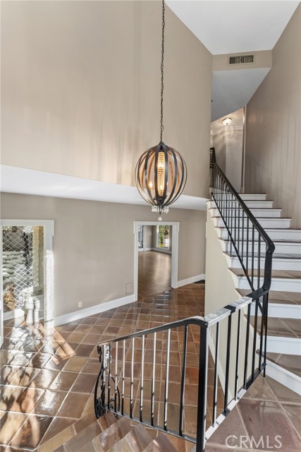 Detail Gallery Image 17 of 41 For 1205 W Highland Ave, Redlands,  CA 92373 - 4 Beds | 3/2 Baths