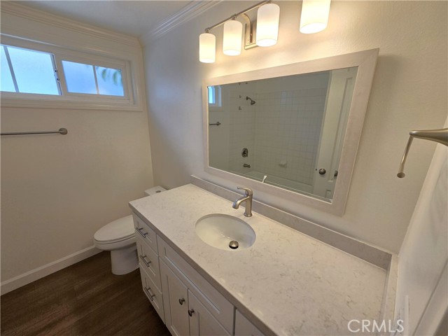 Detail Gallery Image 9 of 16 For 1214 Agate St #D,  Redondo Beach,  CA 90277 - 1 Beds | 1 Baths