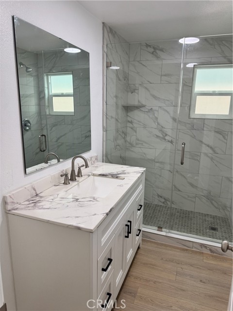 Detail Gallery Image 8 of 14 For 122 46th St a,  Newport Beach,  CA 92663 - 3 Beds | 2 Baths