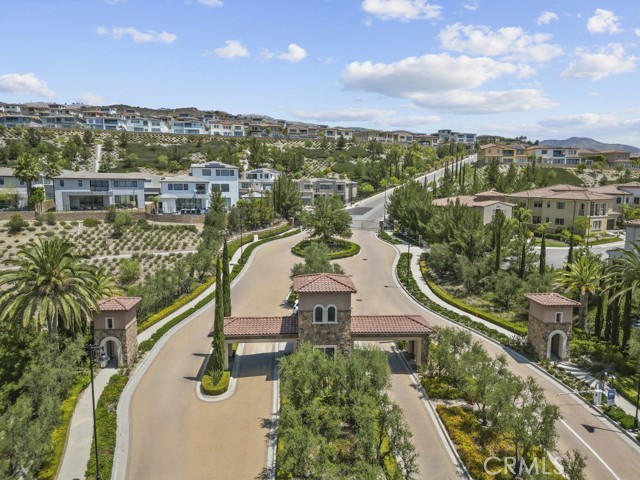 20434 W Albion Way, Porter Ranch CA: https://media.crmls.org/medias/34424c05-1e69-4ac0-a722-9f0d548dea09.jpg