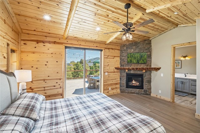 1658 Tuolumne Road, Big Bear City CA: https://media.crmls.org/medias/34427e00-e566-49e0-98b6-2c567913d0eb.jpg