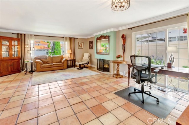 Detail Gallery Image 6 of 31 For 25412 Pacifica Ave, Mission Viejo,  CA 92691 - 4 Beds | 3 Baths