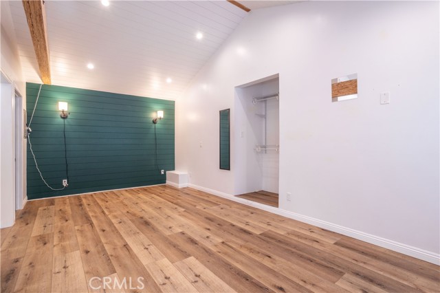 24302 Vista Ridge Drive, Valencia CA: https://media.crmls.org/medias/344389be-cabc-4c09-8002-f77d5a71402e.jpg