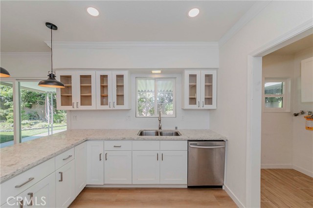 4741 Newman Avenue, Cypress CA: https://media.crmls.org/medias/34441677-d62b-4373-a7fd-ed655ab6dde5.jpg