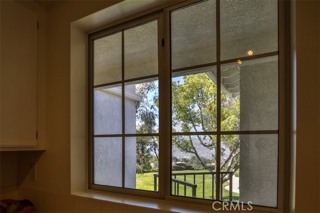 8025 E Sandstone Drive, Anaheim Hills CA: https://media.crmls.org/medias/3445338b-fe12-43ee-aa65-a53f09ee1fe4.jpg
