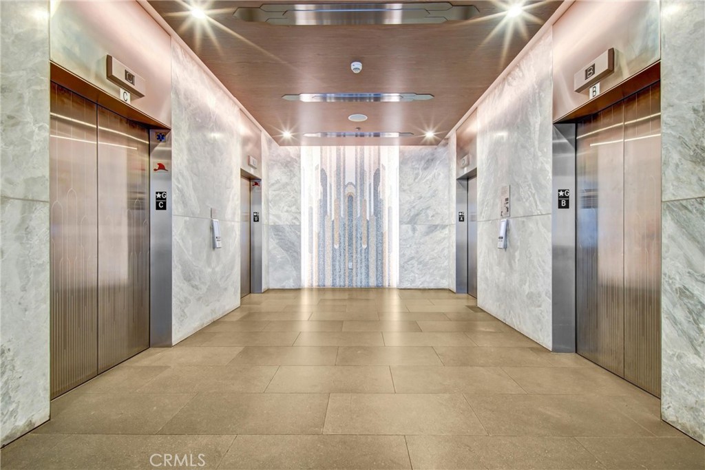 https://media.crmls.org/medias/3448392f-6f17-4888-9d1a-d08b9ed8f3e9.jpg?preset=X-Large