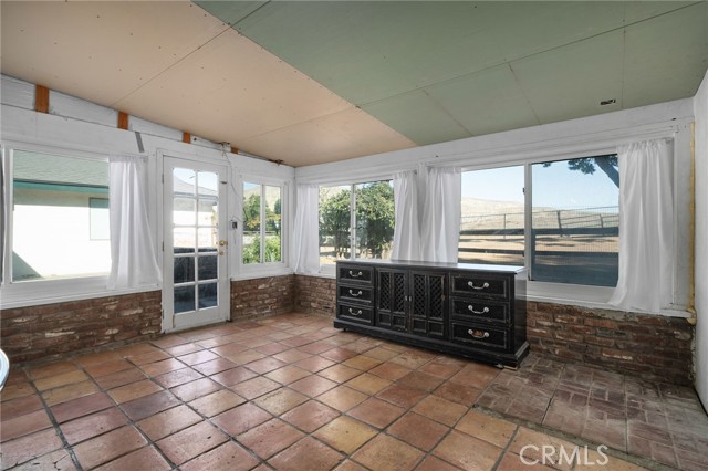 Detail Gallery Image 19 of 50 For 19600 Carmelita Ave, Corona,  CA 92881 - 4 Beds | 2 Baths