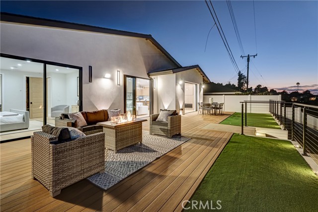 4609 Paseo De Las Tortugas, Torrance CA: https://media.crmls.org/medias/34497885-f82e-42a4-b8a9-1afa455feb4f.jpg