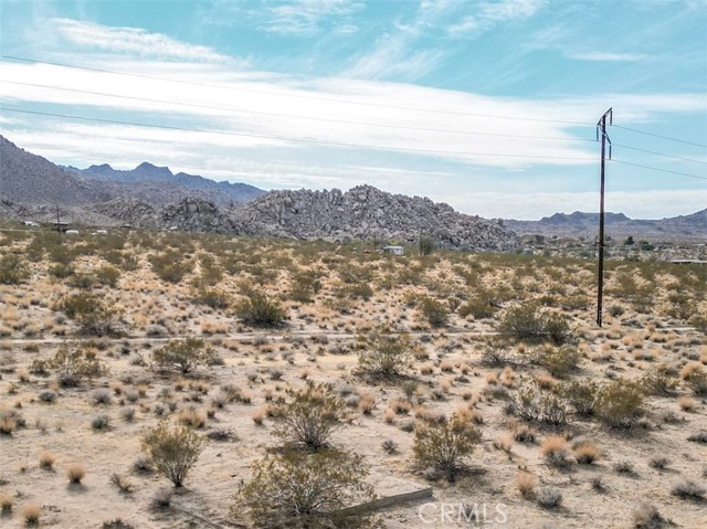 Detail Gallery Image 2 of 21 For 0 Copper Mountain Rd Rd, Joshua Tree,  CA 92252 - – Beds | – Baths