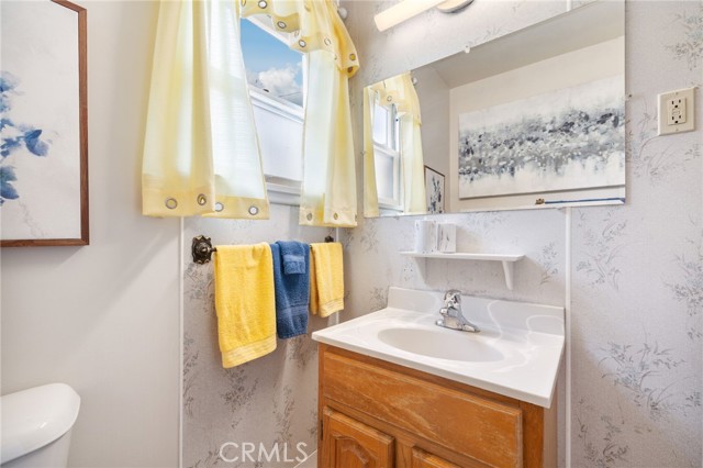 2702 Worthington Avenue, Bakersfield CA: https://media.crmls.org/medias/344a76f6-79db-4440-8771-44f71fa07766.jpg
