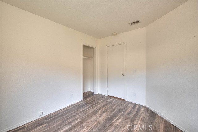 14319 Weeping Willow Lane, Fontana CA: https://media.crmls.org/medias/344af3a5-1ae6-438b-bfbe-8fa82efa6dd3.jpg