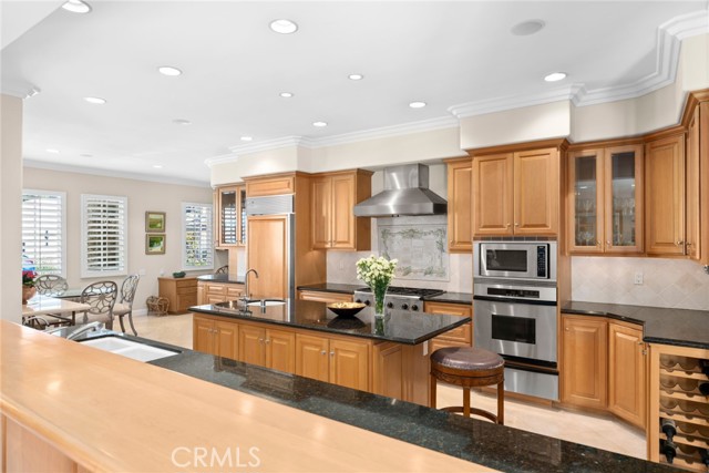 Detail Gallery Image 20 of 48 For 521 via Lido Nord, Newport Beach,  CA 92663 - 5 Beds | 4/2 Baths