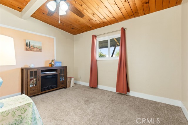 Detail Gallery Image 11 of 21 For 5685 Farley St, Oroville,  CA 95966 - 3 Beds | 1 Baths