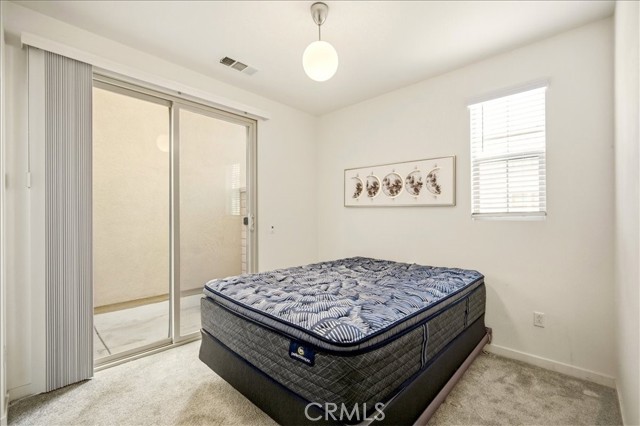 Detail Gallery Image 6 of 27 For 2291 Peach Ct, Upland,  CA 91786 - 3 Beds | 3/1 Baths