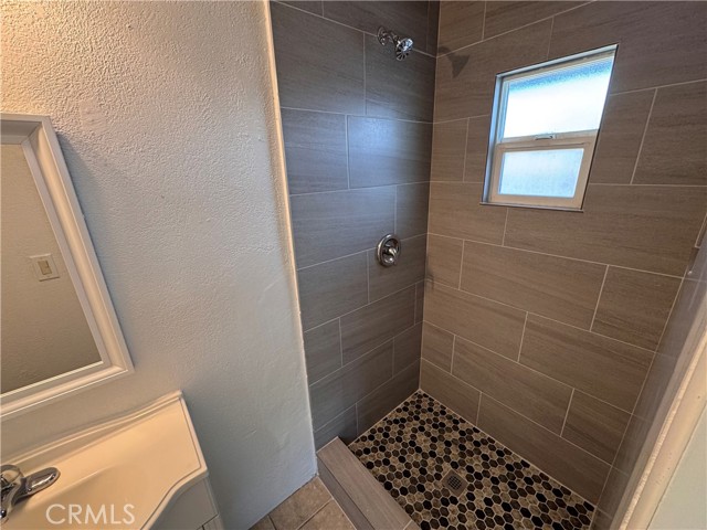 Detail Gallery Image 14 of 18 For 25595 Cheryle St, Barstow,  CA 92311 - 3 Beds | 1/1 Baths