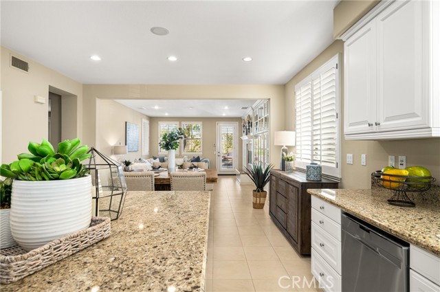 Detail Gallery Image 24 of 63 For 7821 E Portico, Orange,  CA 92867 - 4 Beds | 3/1 Baths