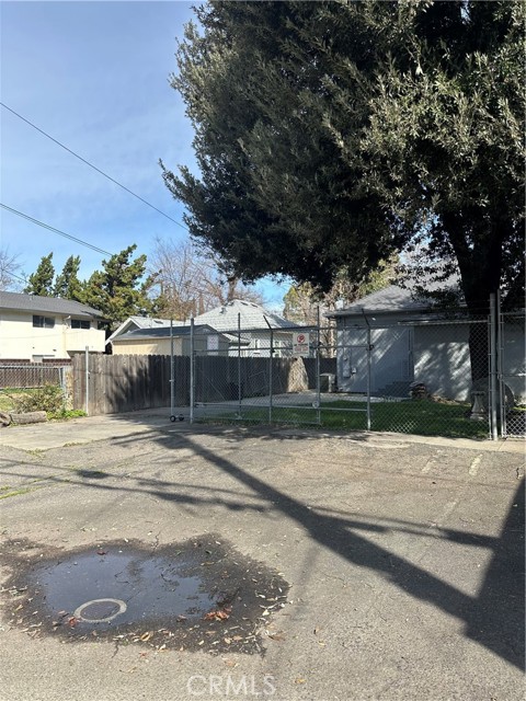 Image 24 of 25 For 615 15th Street