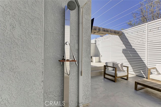 Detail Gallery Image 43 of 58 For 4342 Coldwater Canyon #3,  Studio City,  CA 91604 - 2 Beds | 3 Baths