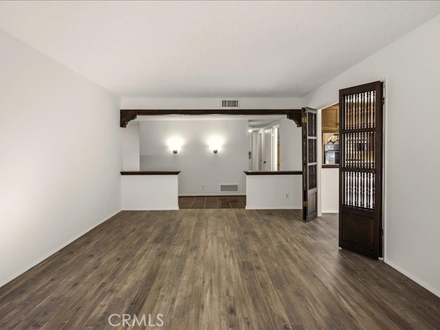 Detail Gallery Image 13 of 51 For 900 De Jur, Brea,  CA 92821 - 3 Beds | 2 Baths