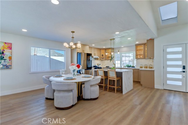 Detail Gallery Image 18 of 63 For 19691 Canberra Ln, Huntington Beach,  CA 92646 - 5 Beds | 3 Baths