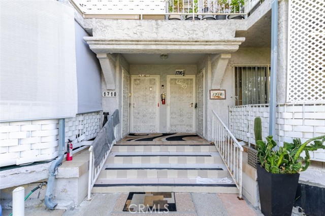 Detail Gallery Image 28 of 32 For 1716 3/4 Winona Bld, Los Angeles,  CA 90027 - 2 Beds | 2 Baths
