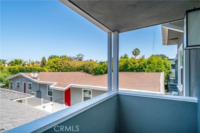 1022 Grant Street, Santa Monica CA: https://media.crmls.org/medias/344e9c31-2349-4f07-b04f-92645741b283.jpg