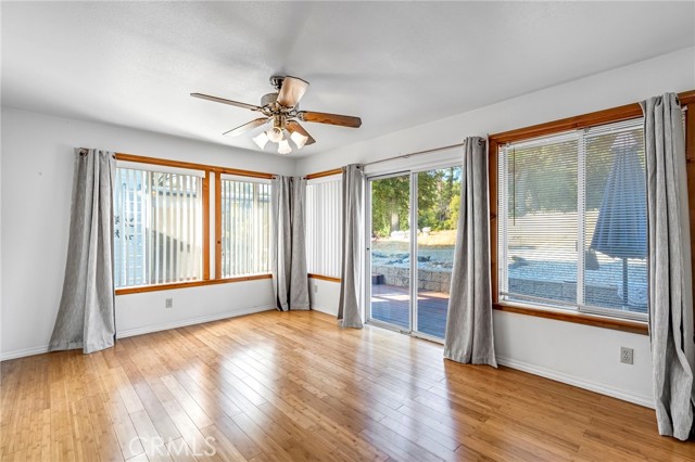 50711 Road 426, Oakhurst CA: https://media.crmls.org/medias/344ea852-3278-48a2-8069-6984d3641d96.jpg