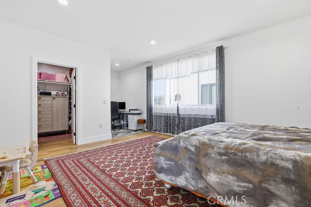 Detail Gallery Image 11 of 32 For 6511 N Contour Ln, North Hollywood,  CA 91606 - 3 Beds | 3/1 Baths