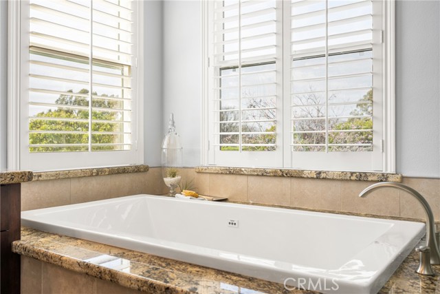 1977 Port Cardiff Place, Newport Beach CA: https://media.crmls.org/medias/344f0213-92eb-4c5f-b21d-23f6b7a928b2.jpg