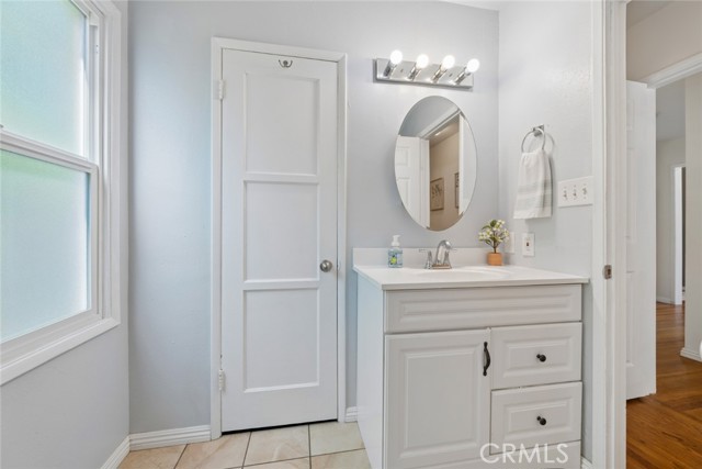 Detail Gallery Image 24 of 45 For 1843 Kenneth Way, Pasadena,  CA 91103 - 3 Beds | 2 Baths