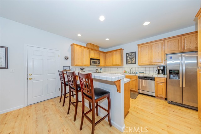 Detail Gallery Image 12 of 55 For 40333 Road 222 #102,  Bass Lake,  CA 93604 - 4 Beds | 2/1 Baths