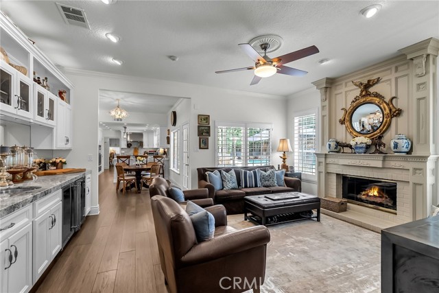 1656 Dunkirk Lane, Riverside CA: https://media.crmls.org/medias/344fb880-614c-422f-b2be-c8c227de120a.jpg
