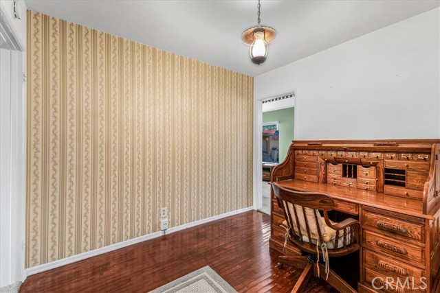 Detail Gallery Image 20 of 28 For 19612 Schoolcraft, Reseda,  CA 91335 - 3 Beds | 1 Baths